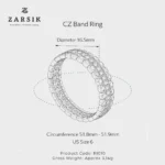 Macro close-up of the pavé set Cubic Zirconia stones on the gold plated 925 silver ribbon band.