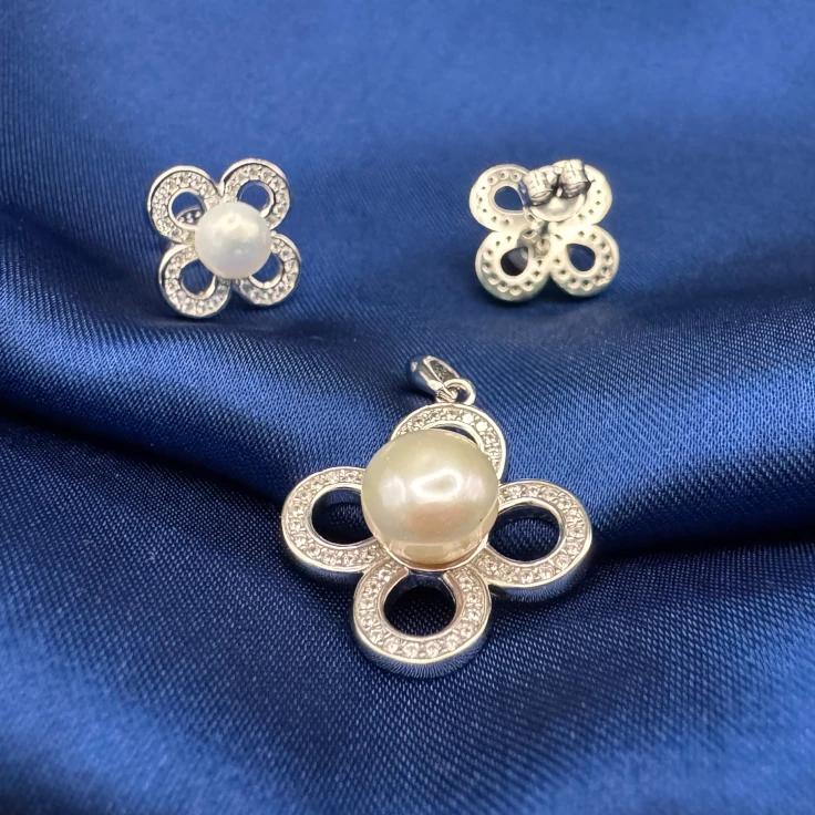 925 silver jewellery sets arranged for a premium look