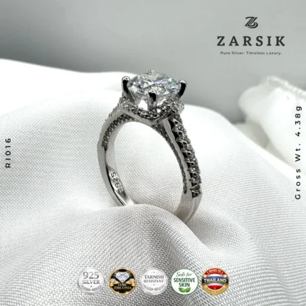 925 Sterling Silver Cubic Zirconia Solitaire Ring